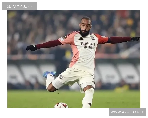 拉卡泽特重返球队担任队长引发球迷热烈期待和关注